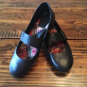 Born in Black Malli Mary Jane